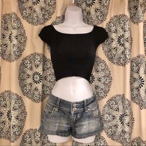 NWOT. Never warn Brandy Melville crop top.